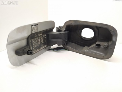 A2047500103 Depo Kapağı Mercedes W204 2009