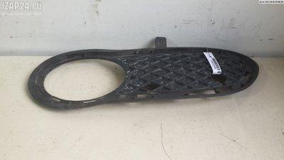 2038850923 Ön Tampon Izgarası (Fiş). Sol Mercedes W203 2002