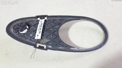 2038850623 Ön Tampon Izgarası (Fiş). Sağ Mercedes W203 2002